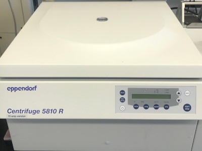 Reliable Centrifuge Capable of Handling Large Tubes