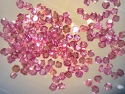 Diamonds Engage Both Optical Microscopy and MRI for Better Imaging