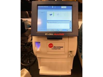Small Volume Analyzer for Bioanalytes