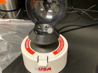 A Small, but Personal and Effective Microcentrifuge