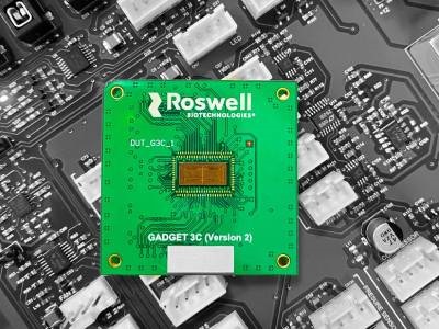Molecular Electronic Chips Serve as Programmable Biosensors