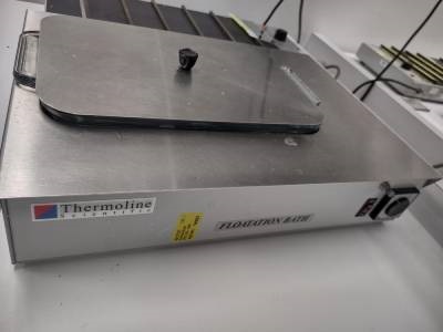 Floating Bath for Microtome Sectioning