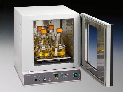 Shaking Incubator with Great Performance and Easy to Use