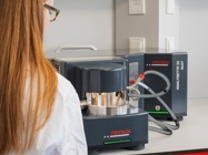 Unbeatable priced and with a unique measuring range from 0.01 – 3800 µm!