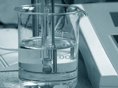 LABTips: pH Probe Care and Maintenance