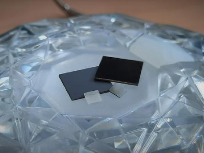 Spectroscopic Analysis Proves Diamond Material Suitability as Photoelectrodes