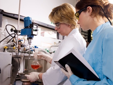 Researchers who Publish and Patent are Most Novel, Most Cited