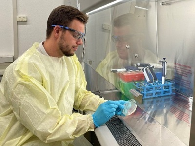 Team Uses Robotics to Find Potential New Antibiotic Among Hundreds of ...