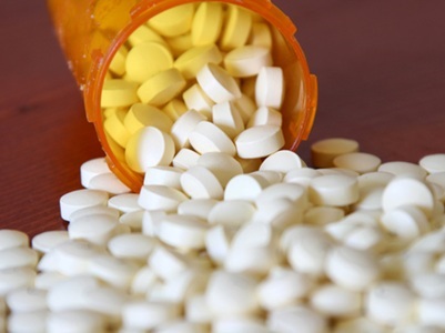  Hidden Genetic Shortcut Lets Bacteria Outrun Antibiotics