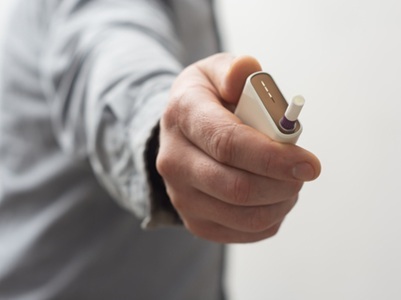  Study: One Session of Heated Tobacco Use Injures Blood Vessels, Damages DNA