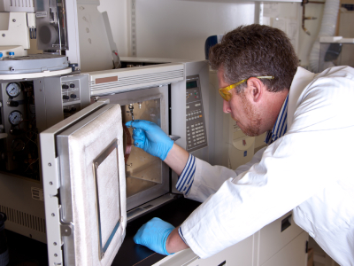 Laboratory Oven