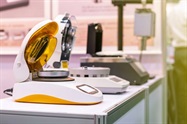 Moisture Balance / Moisture Analyzer